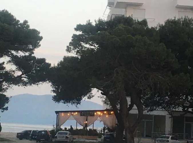 Lovely With The Sea View Apartament