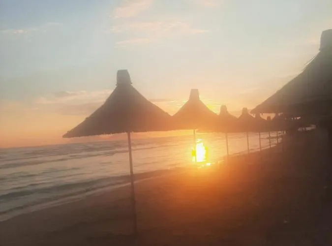 Lovely With The Sea View Apartament *